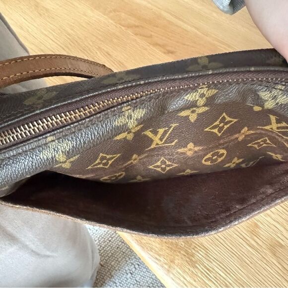 ✅AUTHENTIC✅LOUIS VUITTON JEUNEFILLE MM CROSSBODY BAG - Picture 11 of 16